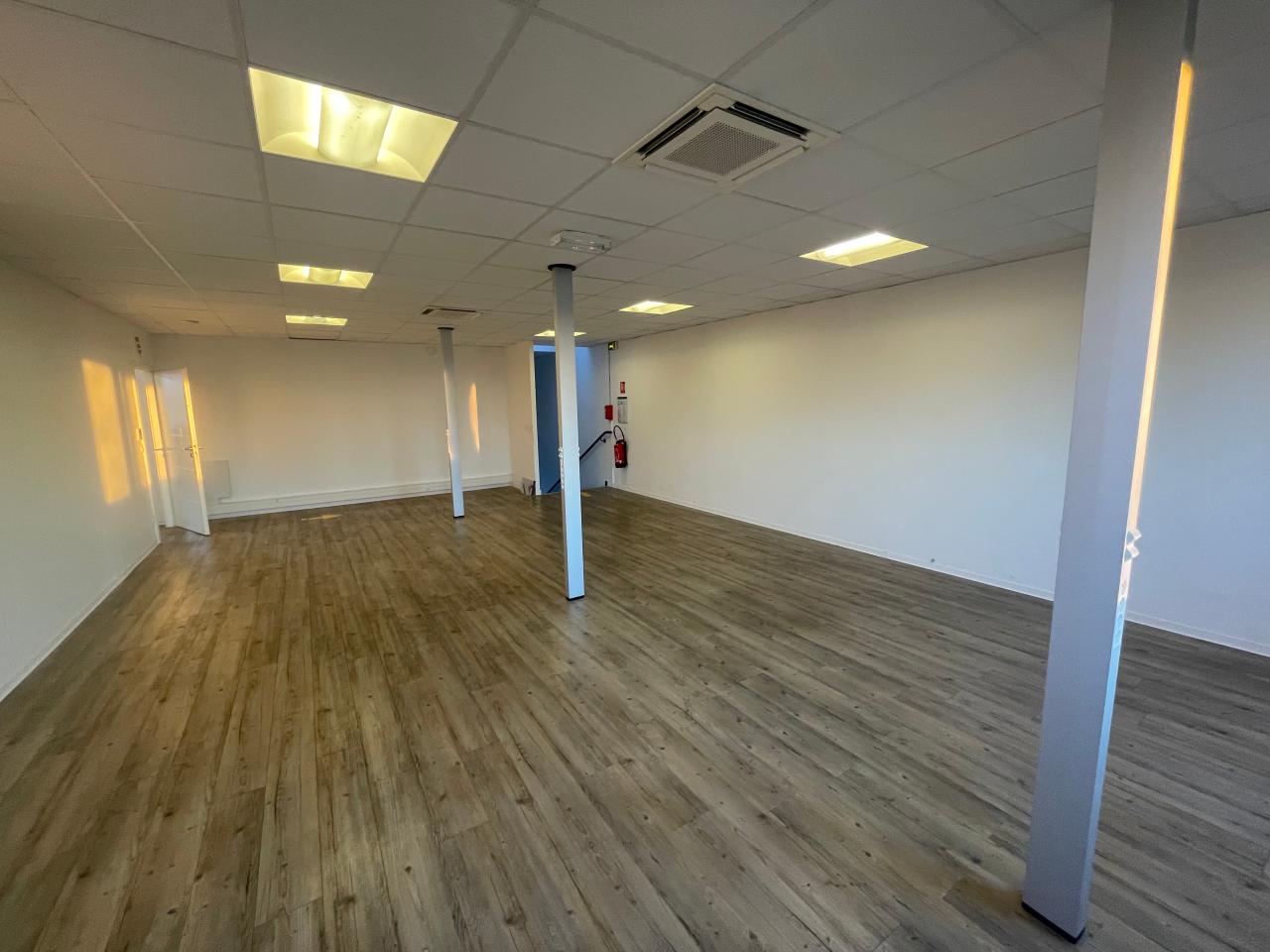Bureau Ennery 530m² Location bureau Ennery Moselle OLBUR2427304 8